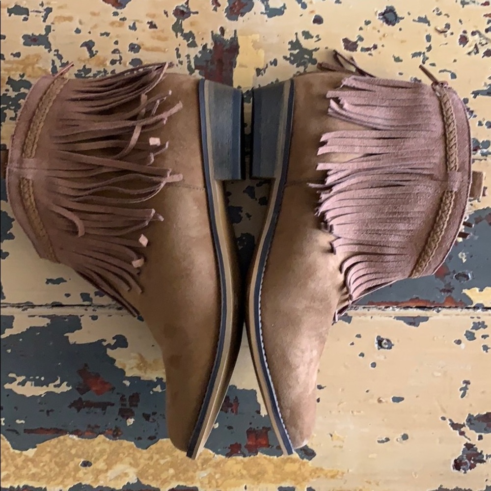 💥 FAUX SUEDE ANKLE BOOTS SZ 10 - Picture 3 of 8